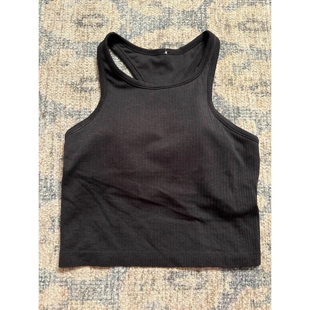 Lululemon Ebb to Street Cropped Racerback Tank Top‎ Size 6 Pristine Condition